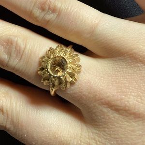 Vintage Avon Ring 1974 Sunflower with Topaz